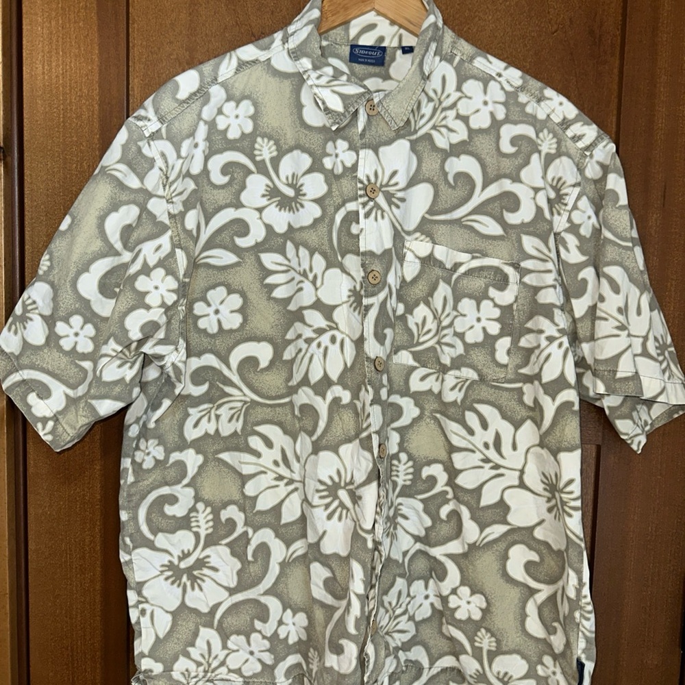 Sideout Destinations Mens XL Hawaiian Shirt‎ Beige Floral Aloha Camp Island